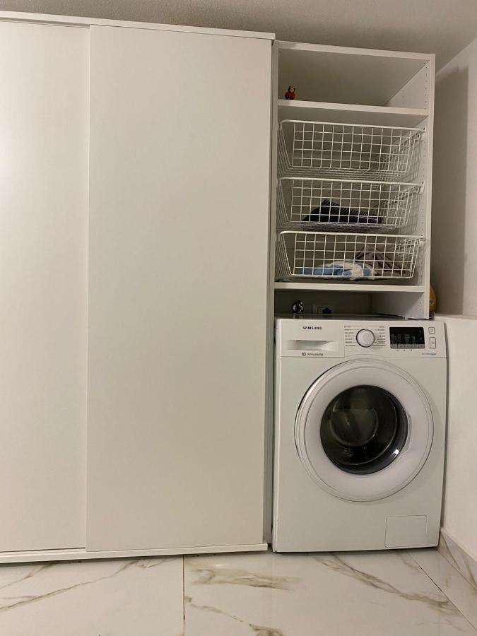 Prime House Apartment Болоня Екстериор снимка
